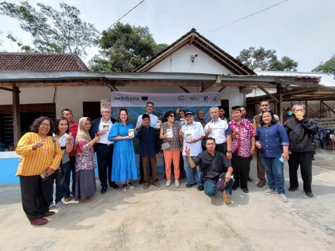Medlemmer af EU-Parlamentet besøgte det af Preferred by Nature-ledede Low Carbon Rice-projekt i Indonesien